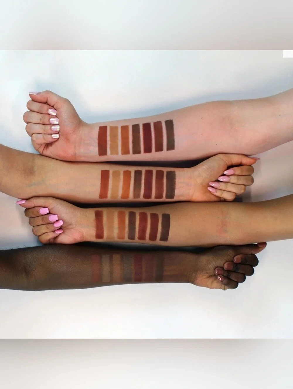 Profusion Cosmetics **SIENNAS** 21 Shade Eyeshadow Palette Collection & Brush